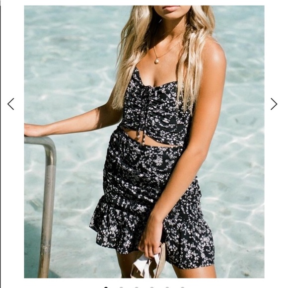 Sabo Skirt Floral Draw Dress NWT - Picture 2 of 6